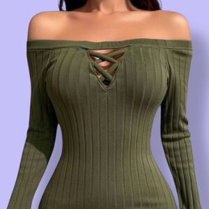 BEBE Early 2000s Y2K Olive Off-Shoulder Sweater